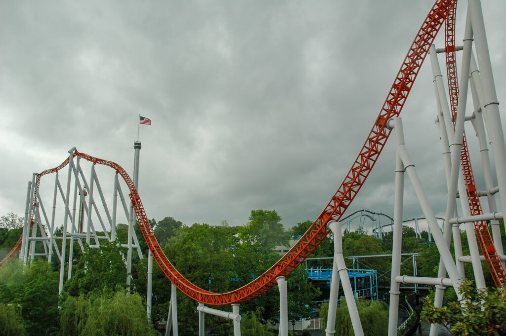 11 Best Roller Coasters to Add to Your Bucket-list - The Travel Intern