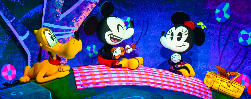 Disney Dark Ride Evacuated, Somehow Just as Terrifying With the Lights On
